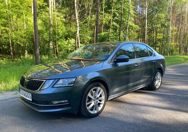 Skoda Octavia cena 69500 przebieg: 70086, rok produkcji 2017 z Bydgoszcz małe 79